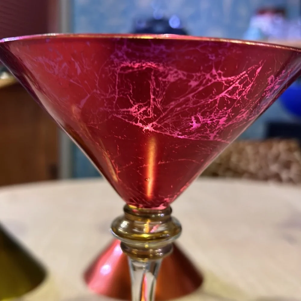 Very different and🌟RARE🌟 martini glasses - Picture 3 of 11